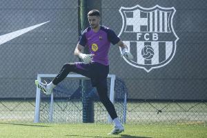 世体：西甲正审核特狮伤停报告，巴萨预计两天内获批并注册加西亚