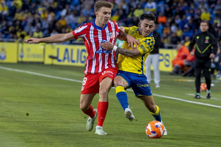 阿斯报：巴里奥斯恢复训练 卡尔多索伤退 索尔洛特未参加合练