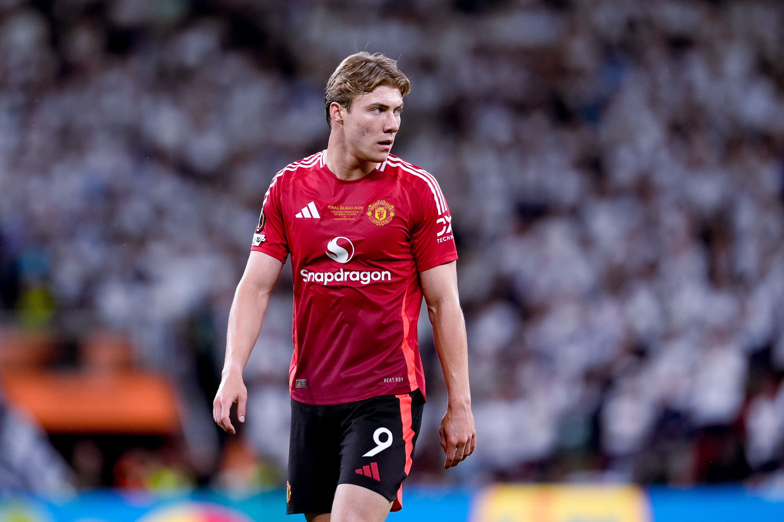 德媒：霍伊伦威胁不足&amp;杰克逊欠缺纪律性和稳定性，拜仁均无意